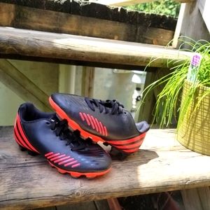 ⚽️ ADIDAS Kids Predito Predator Cleats (Size 11K)